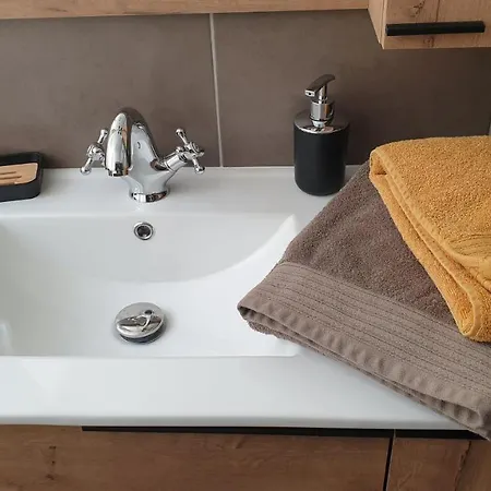 Apartamento Le Loft Vintage Avec Netflix, Velos, Parking Gratuit Épernay